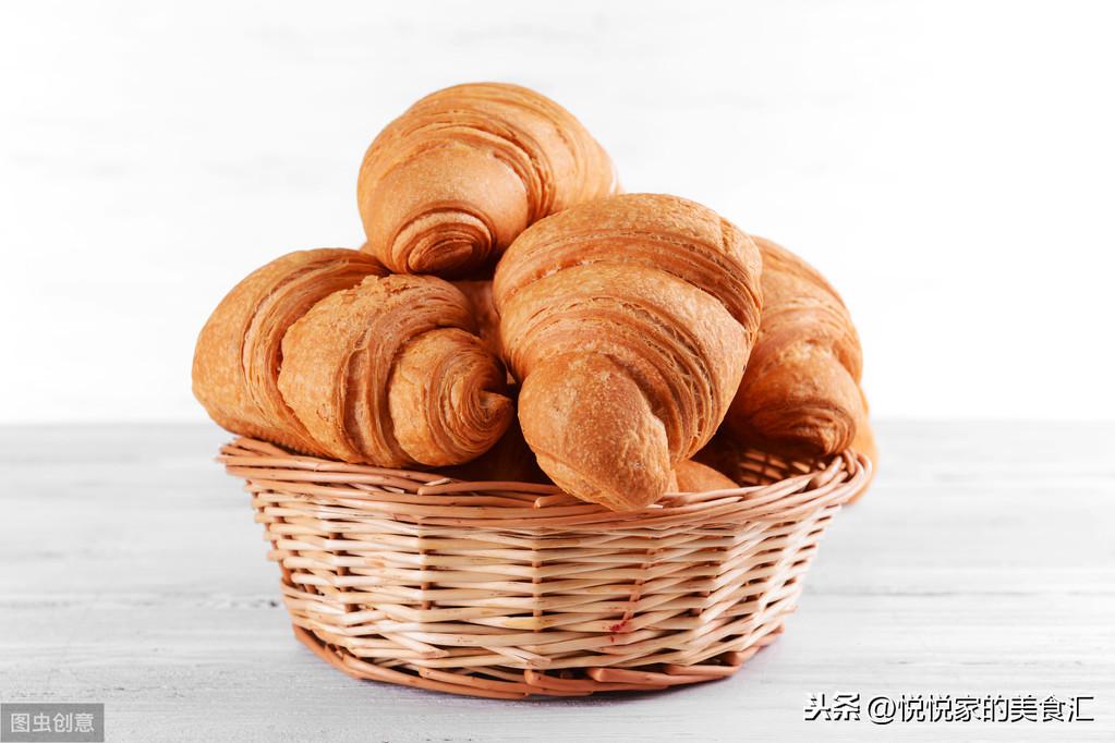 面包吃不完放冰箱吗(面包放在常温下还是冰箱里合适)