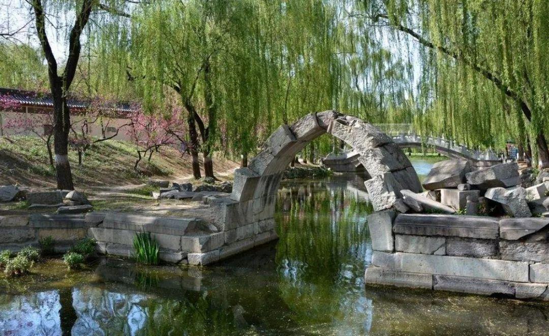 圆明园遗址在园内哪里(圆明园遗址在哪里)