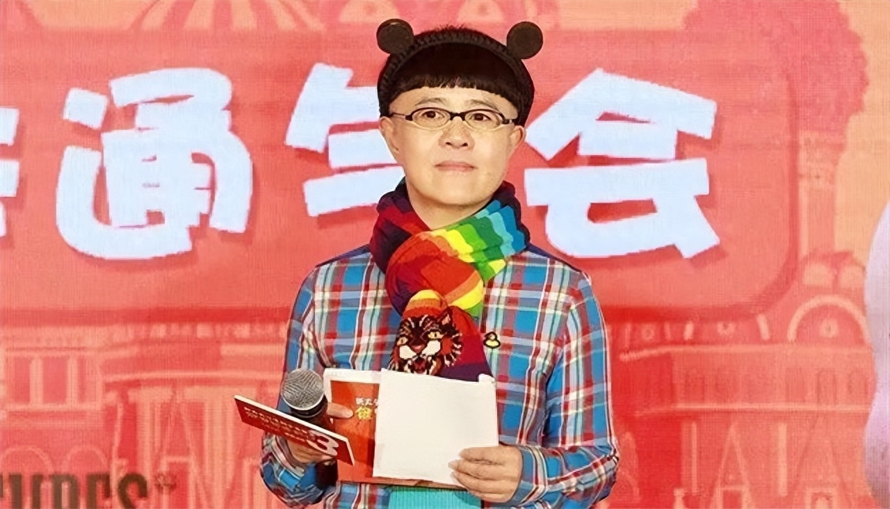 刘纯燕简历 如今57岁，与女儿酷似姐妹，主播老公相爱30年