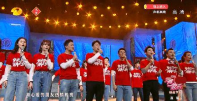 ​他是湖南“台柱子”何炅，出道25年零失误，今46岁圈粉无数惹人爱