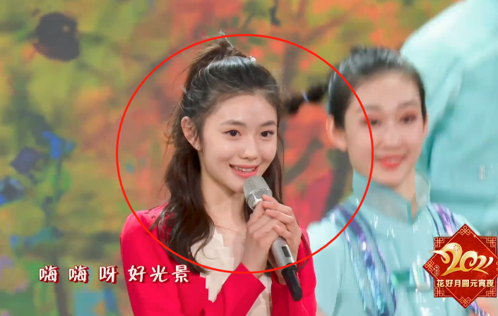 刘浩存官方身高168，元宵晚会遇到李沁，一看就知道说了谎