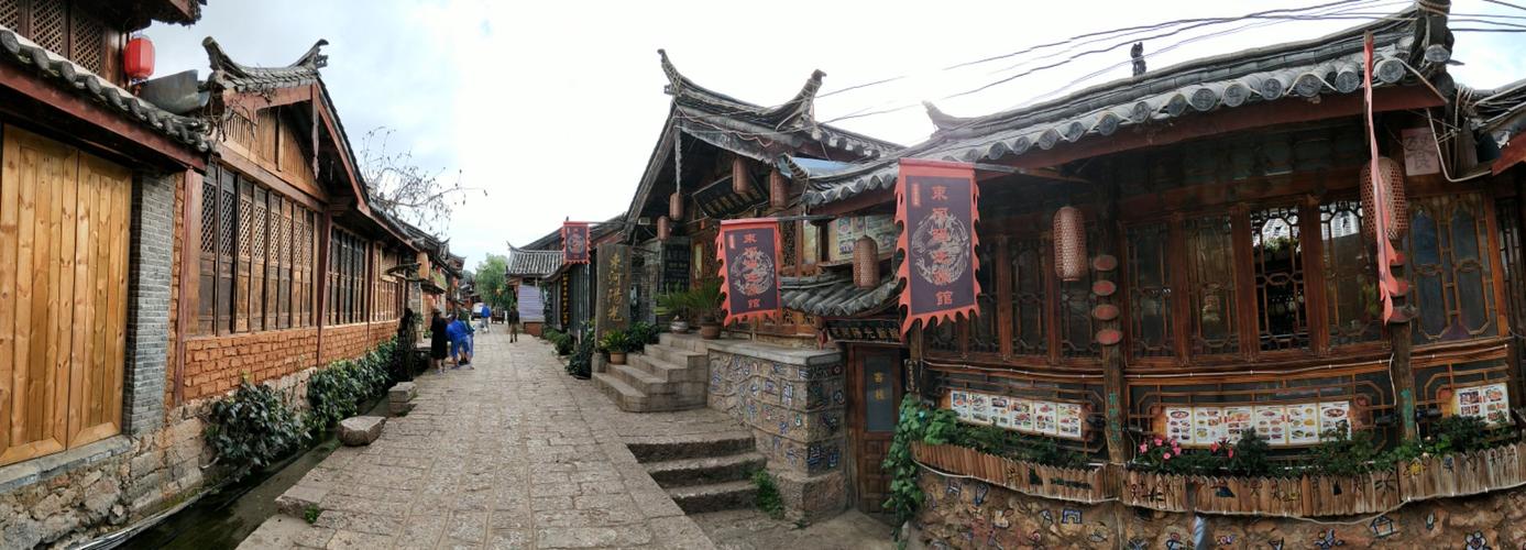 第三天:然后去束河古镇