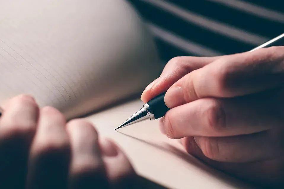 适合老年人玩的简单游戏大全(适合老年人玩的简单游戏)