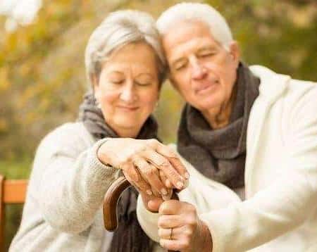 男人如何哄老婆(怎样哄老婆开心的方法)