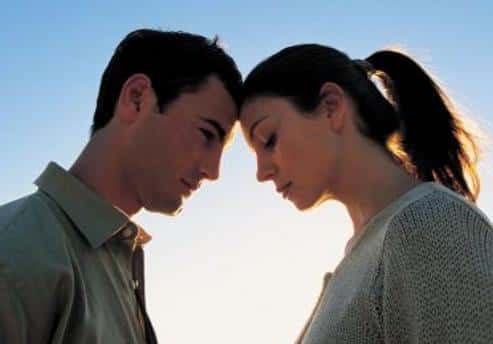 男人如何哄老婆(怎样哄老婆开心的方法)