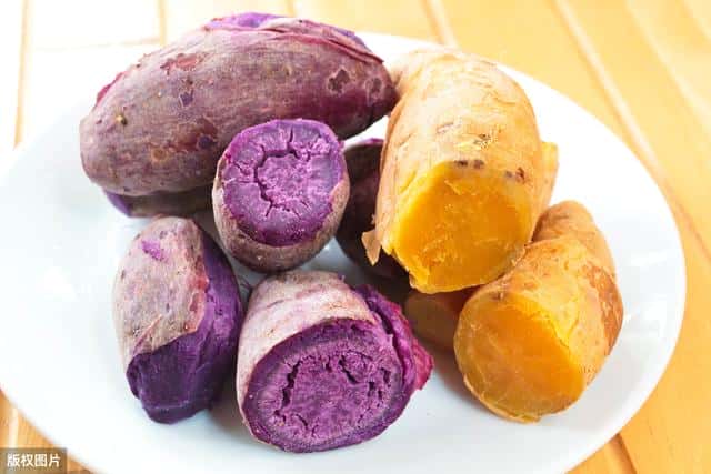 红薯也是碳水化合物吗(红薯是碳水化合物吗)