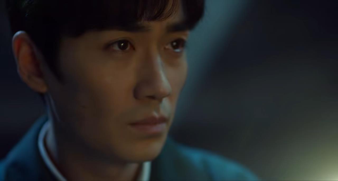 盗墓笔记吴邪张起灵是一对吗(吴邪和张起灵的关系有爱情吗)