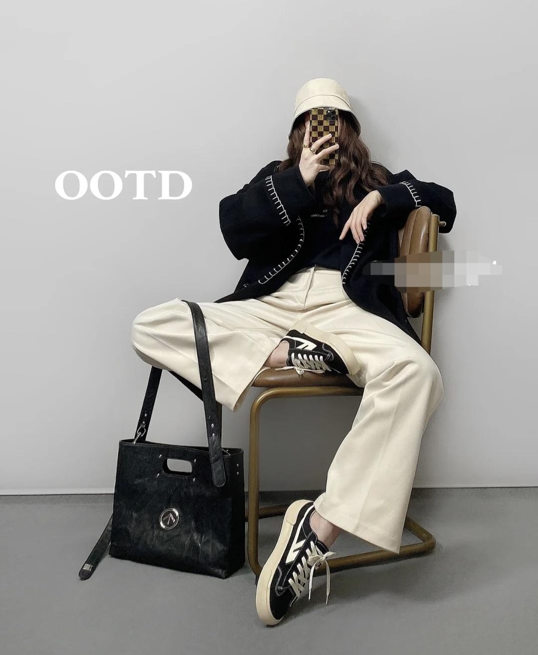 米白色的最佳10种颜色搭配(米白色搭配什么颜色好看)