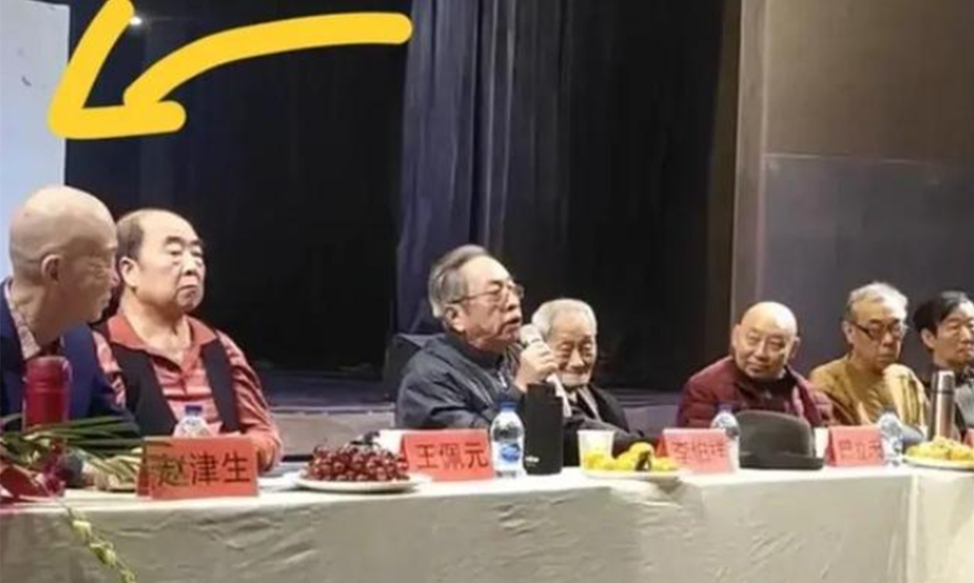 没有师承的相声艺人，为什么叫“海青”