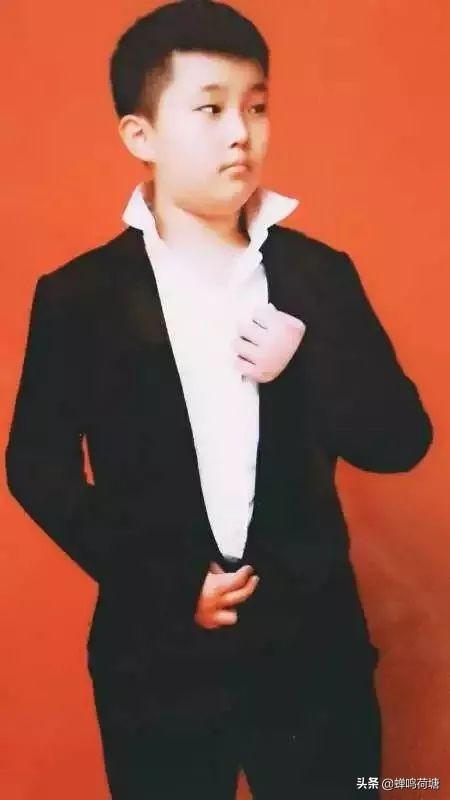 木兰诗朗诵简单版(木兰诗诵读徐启智)(14)