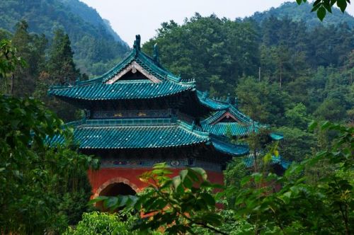 武当山旅游攻略(武当山旅游攻略及费用)-第2张图片-
