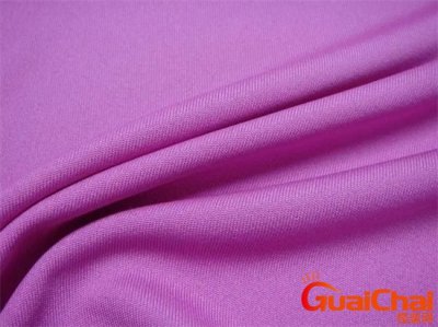 ​涤纶面料的优缺点有哪些？涤纶面料的衣服夏天穿是不是很热？