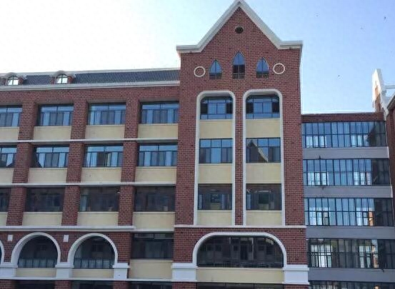 8月5日潍坊奎文实验初中乔迁新址