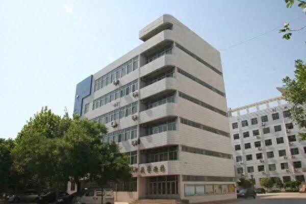 8月5日潍坊奎文实验初中乔迁新址