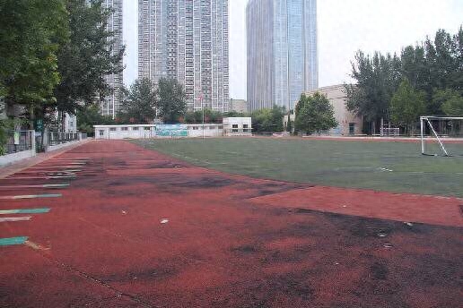 8月5日潍坊奎文实验初中乔迁新址