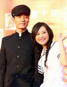 ​李光洁个人资料简介及女友（李光洁:娶小10岁超模39岁才当上父亲，前妻郝蕾二