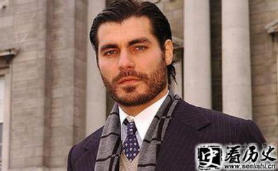 ​加里波第在战争后为什么辞掉了所有的官职