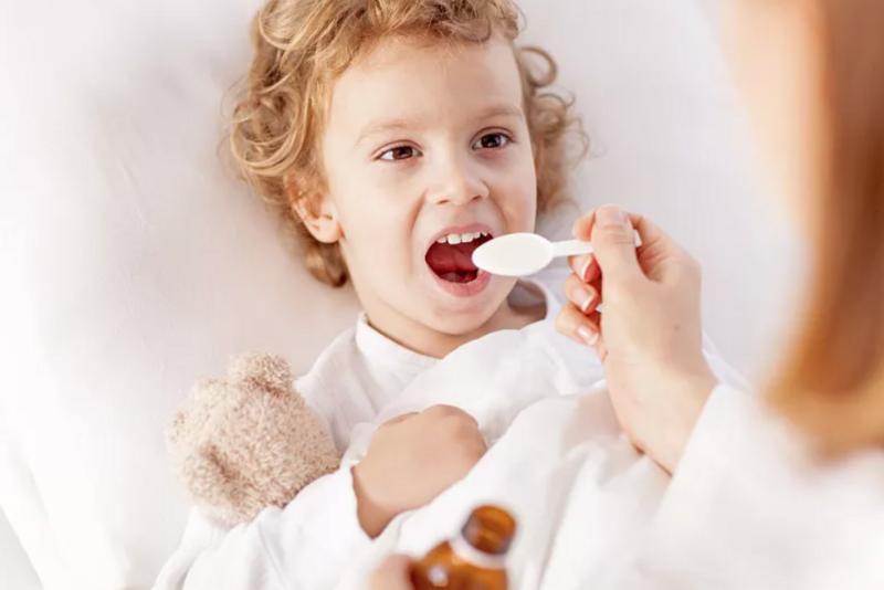 个月宝宝发烧怎么办（孩子发热怎么办？照这“十条”办，不慌）"