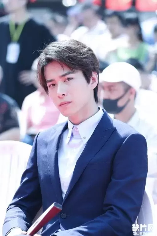 吴昊泽结婚了吗（）