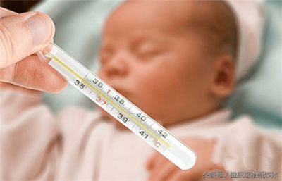 ​孩子发烧会烧坏脑子吗？比体温更重要的是什么？