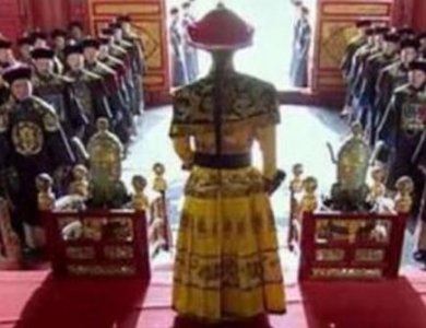 ​清朝大臣上朝时为什么会空着肚子 大臣口含人参又是怎么回事