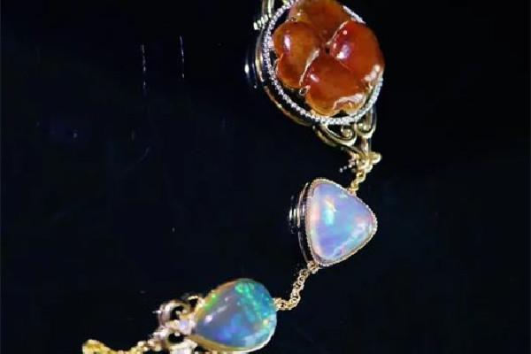 欧泊石怎么挑选 欧泊石颜色排行 欧泊石怎么挑选 欧泊石颜色排行