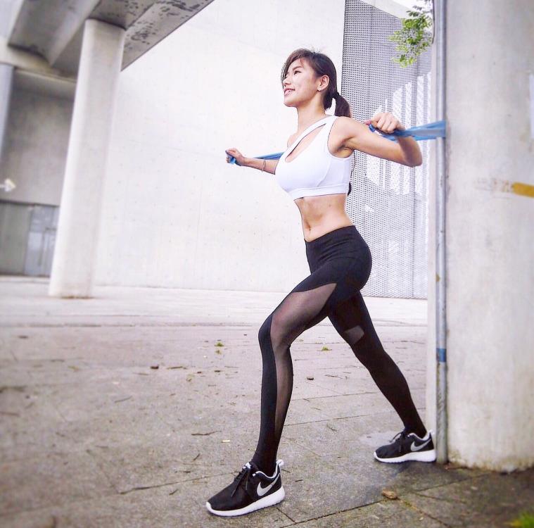 怎样减脂不瘦胸 美胸九个动作五方法 怎样减脂不瘦胸 美胸九个动作五方法