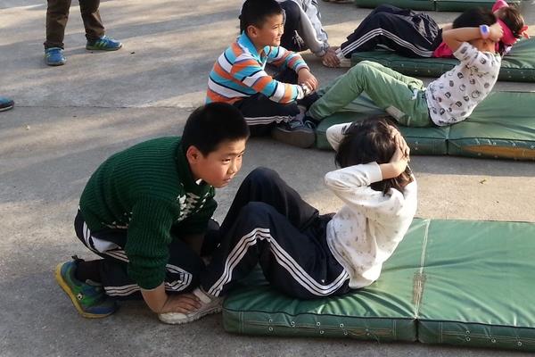 仰卧起坐技巧 学会了事半功倍 仰卧起坐技巧 学会了事半功倍