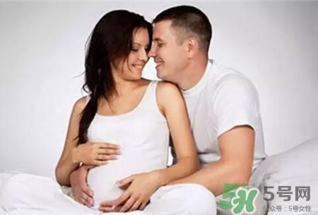 孕期高潮宫缩会怎样?孕期高潮对小孩有害吗? 孕期高潮宫缩会怎样?孕期高潮对小孩有害吗?