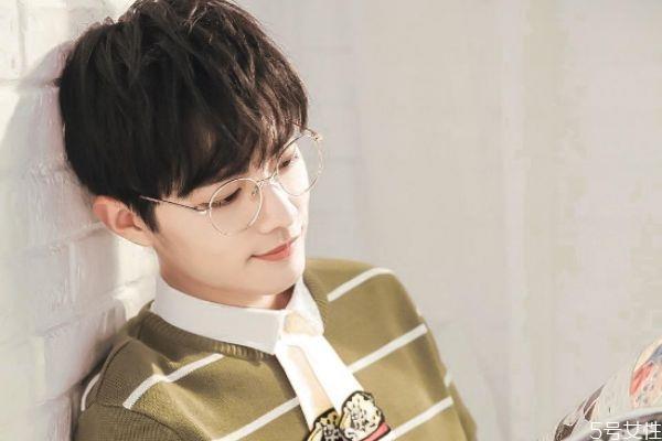 女生明明喜欢我但是不理我怎么回事 女生对感情的看法 女生明明喜欢我但是不理我怎么回事 女生对感情的看法