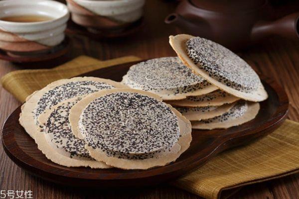 黑芝麻糊补肾吗 黑芝麻怎么吃最补肾 黑芝麻糊补肾吗 黑芝麻怎么吃最补肾