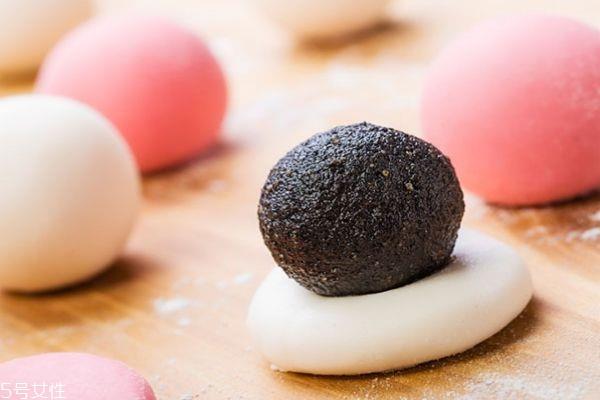 黑芝麻糊补肾吗 黑芝麻怎么吃最补肾 黑芝麻糊补肾吗 黑芝麻怎么吃最补肾