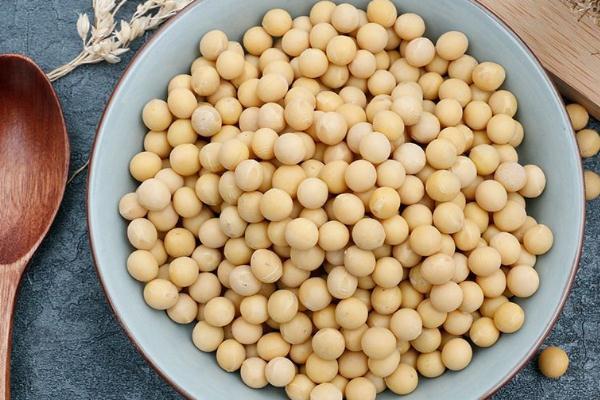 黄豆是粗粮吗 黄豆要剥皮吗 黄豆是粗粮吗 黄豆要剥皮吗