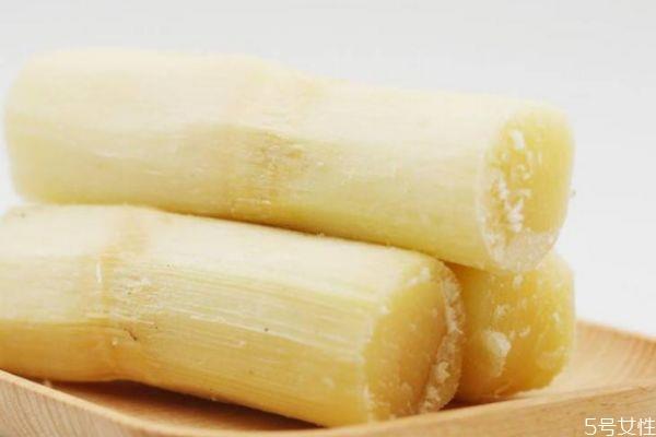 甘蔗削皮后变红能吃吗 甘蔗削皮后可以放多久 甘蔗削皮后变红能吃吗 甘蔗削皮后可以放多久