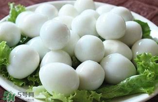 鹌鹑蛋能和胡萝卜一起吃吗?鹌鹑蛋能放多久? 鹌鹑蛋能和胡萝卜一起吃吗?鹌鹑蛋能放多久?