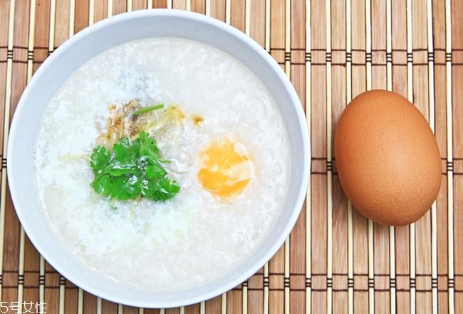 单杠悬垂能长高吗?教你长高秘诀 单杠悬垂能长高吗?教你长高秘诀