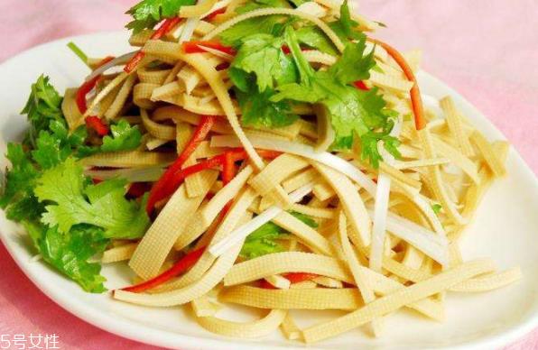 豆腐皮泡一天能吃吗?泡太软口感不好 豆腐皮泡一天能吃吗?泡太软口感不好