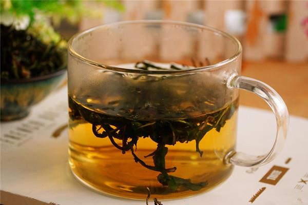 蒲公英茶安神还是提神 蒲公英茶能治感冒吗 蒲公英茶安神还是提神 蒲公英茶能治感冒吗