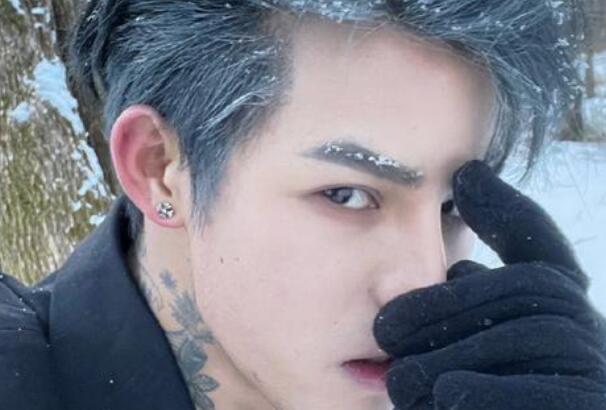 娱乐殷世航是什么梗 殷世航是什么人为什么会红  1