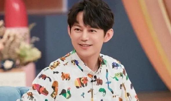 娱乐何炅为什么否认结婚（何炅妻子叫什么名字）  3