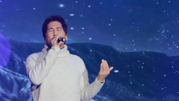 影视怀旧经典老歌，50首怀旧经典老歌(越听越有味道)  1