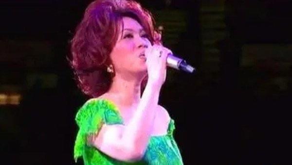 影视怀旧经典老歌，50首怀旧经典老歌(越听越有味道)  2