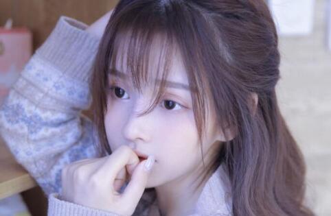 真爱她做不成爱人只能做路人