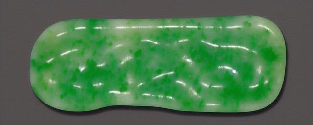 生活半皮半玉墨玉籽料 1