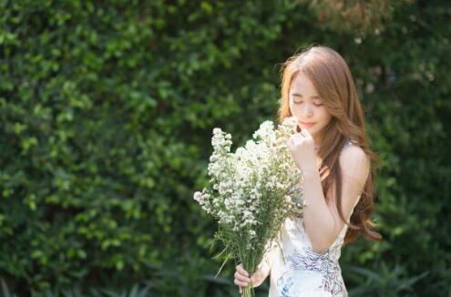 如何哄好女朋友吵架痛苦?