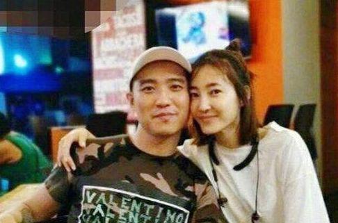 王丽坤否认闪婚后，领证视频曝光，惨遭“打脸”