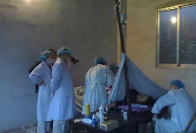 吴京亲身经历:一个男人和108条人命。