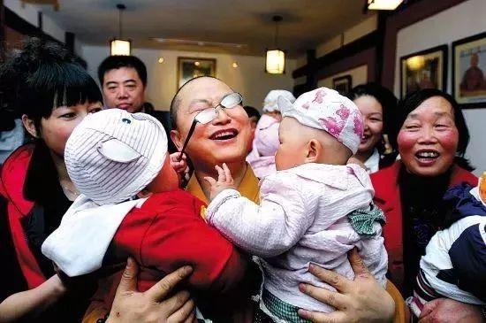 吴京亲身经历:一个男人和108条人命。