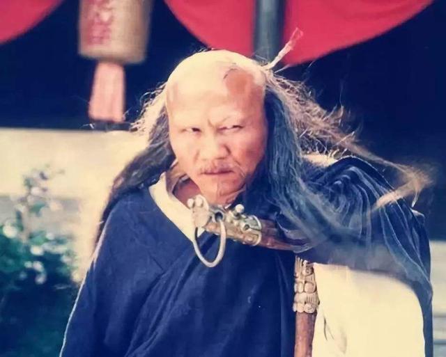 天龙八部最大疑案,段延庆为什么穷追不放过段正淳?