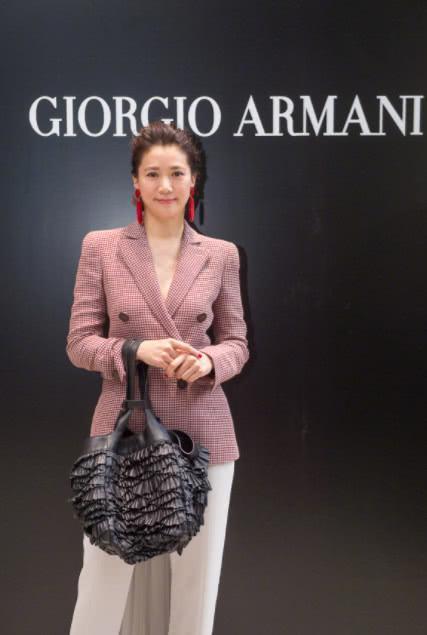 成龙讨厌的女人不是吴绮莉反而是她?传出因被“封杀”导致20年